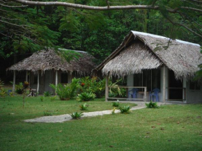 Lonnoc Ocean View Bungalows, Hog Harbour